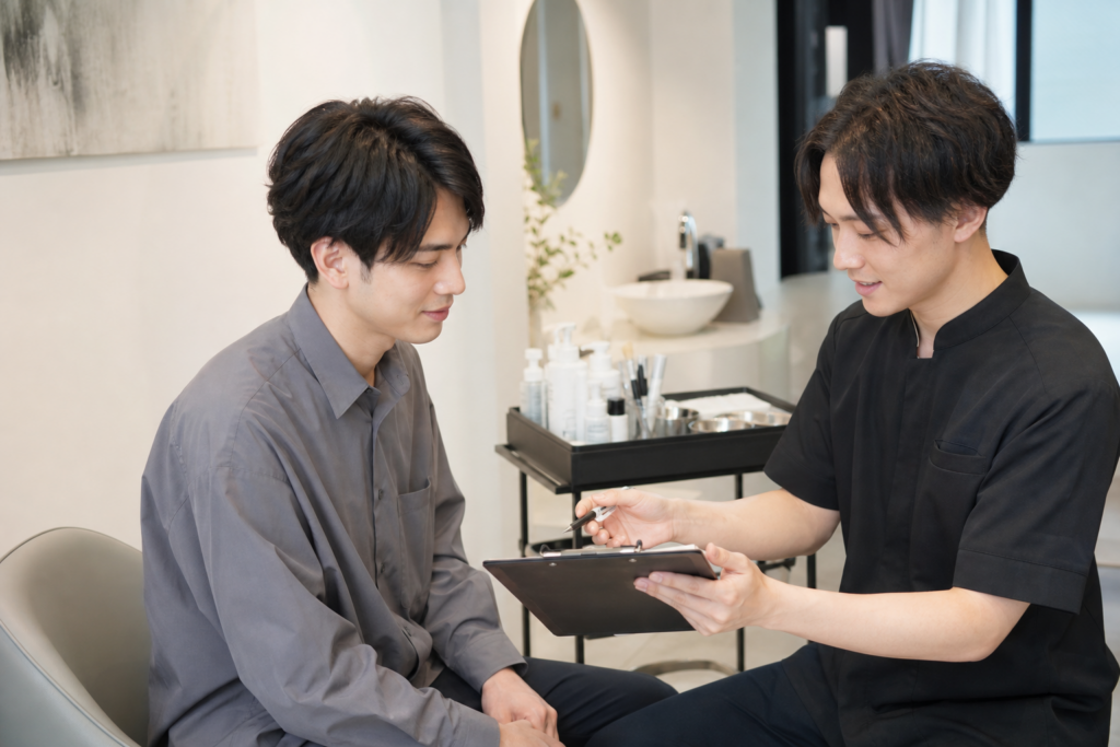 施術前に伝えるべき薬・スキンケアと肌状態
